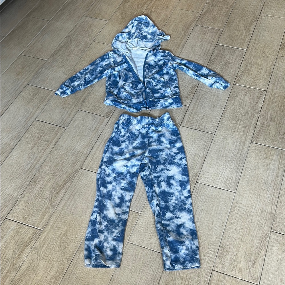 YMI Blue and White Tie-Dye Matching Set